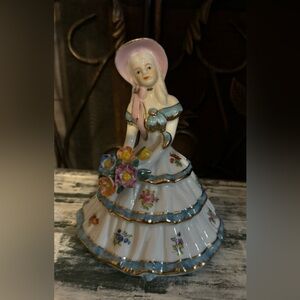Vintage Southern Belle Porcelain
Figurine White Dress Flowers Gold
Accents